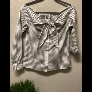 H&M off the shoulder top with front tie.